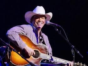 Find the Best Seats to Clay Walker
