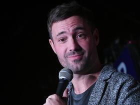 Find the Best Seats to Jeff Dye